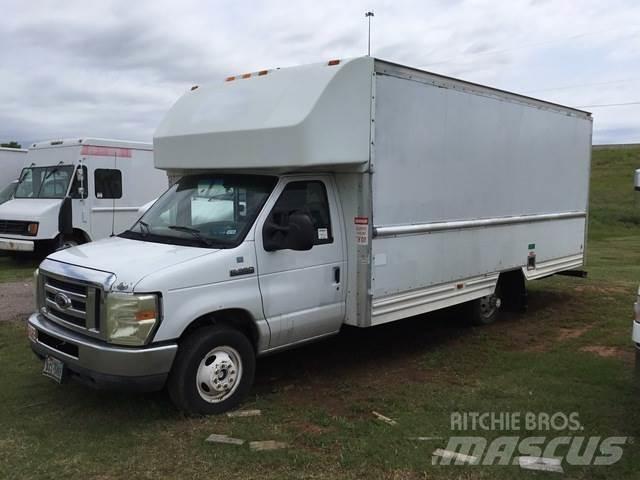 Ford E-350 Kofferaufbau