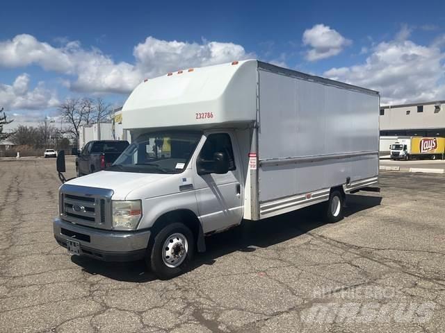 Ford E-350 Kofferaufbau