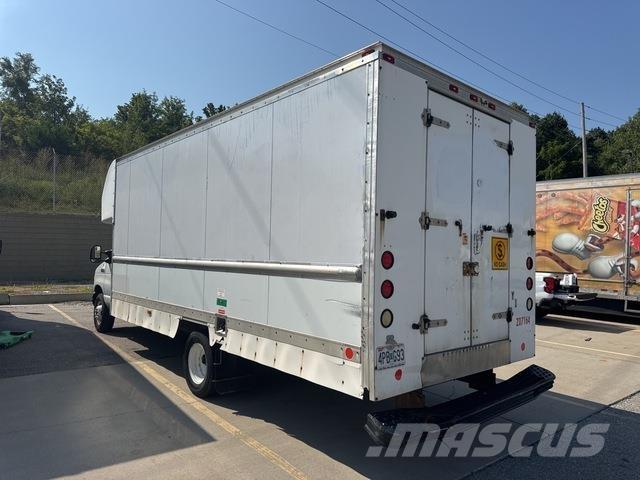 Ford E-350 Lieferwagen