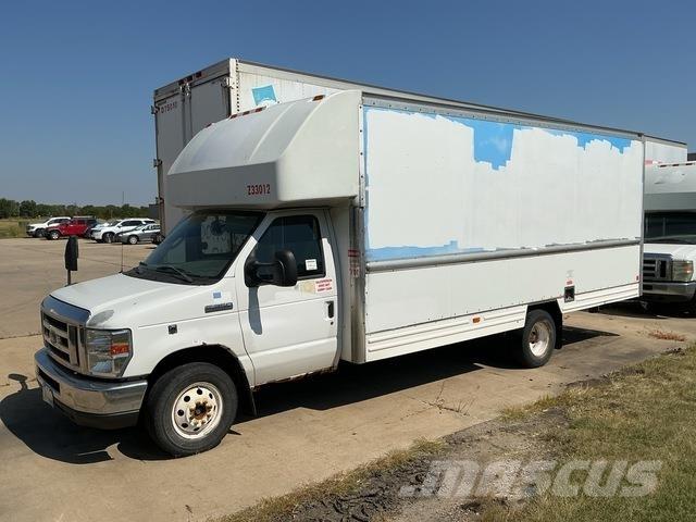 Ford E-350 Kofferaufbau