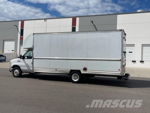 Ford E-350 Kofferaufbau