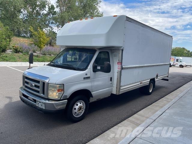 Ford E-350 Kofferaufbau