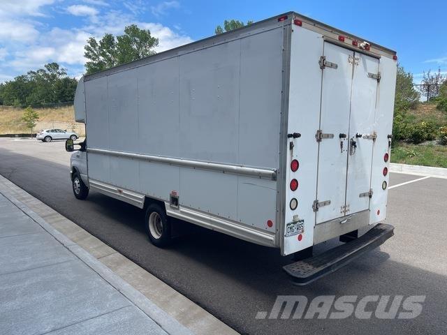 Ford E-350 Kofferaufbau