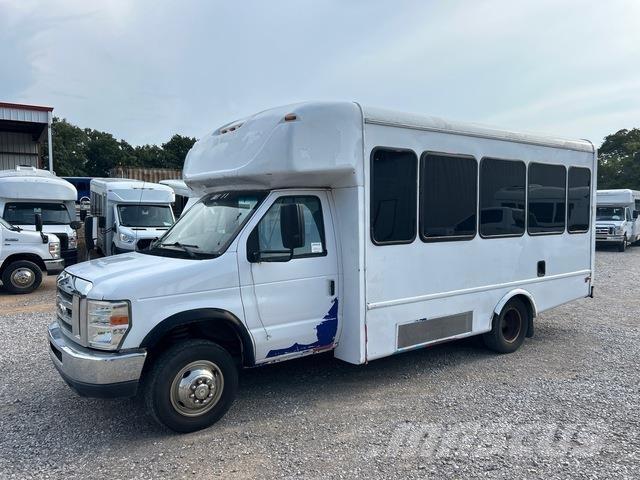 Ford E-350 Minibusse