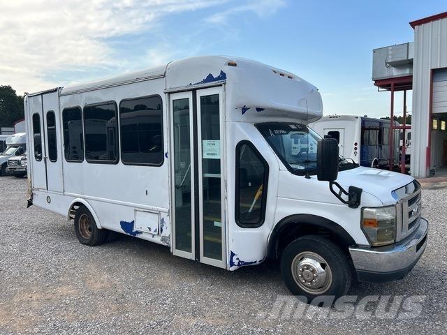 Ford E-350 Minibusse
