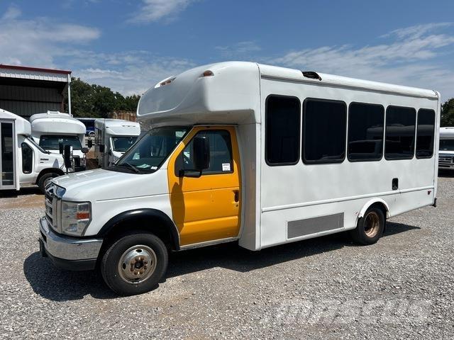 Ford E-350 Minibusse
