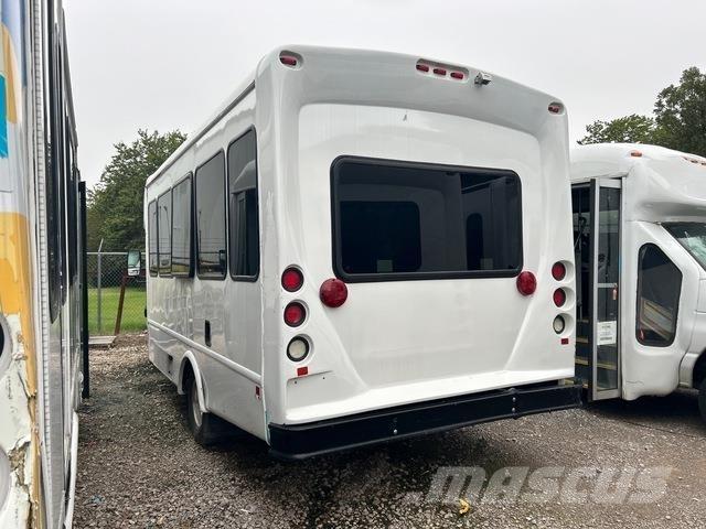 Ford E-350 Minibusse