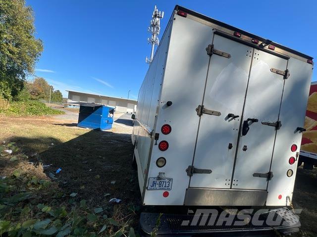 Ford E-350 Kofferaufbau