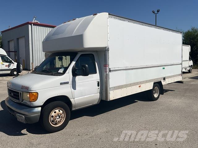 Ford E-350 Kofferaufbau