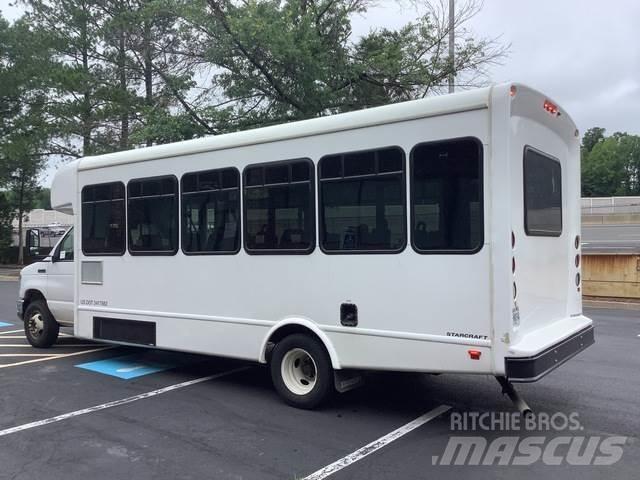 Ford E-450 Minibusse