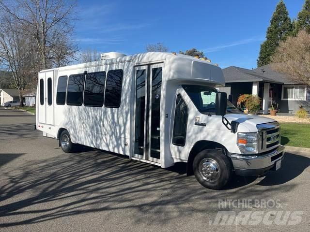 Ford E450 Lieferwagen