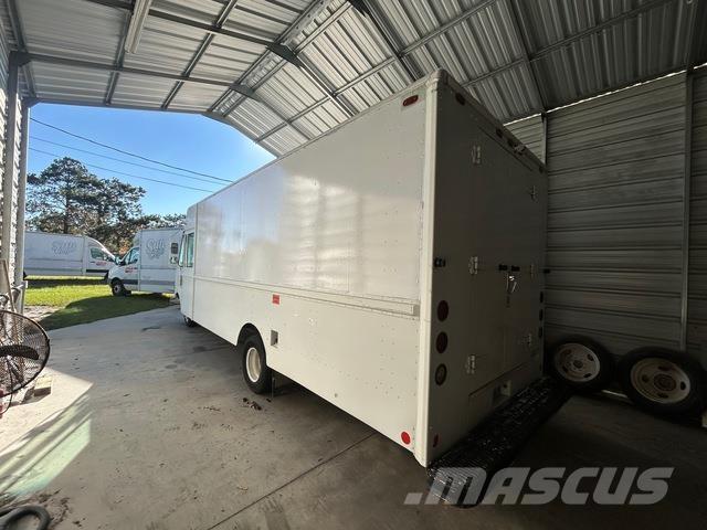 Ford Econoline Kastenwagen