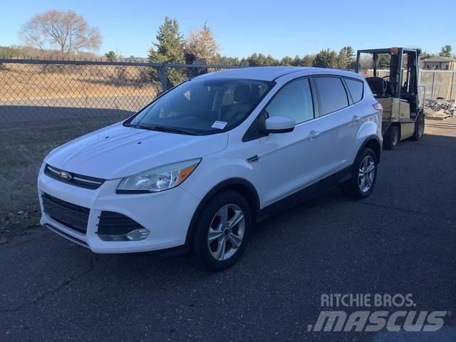 Ford Escape PKWs