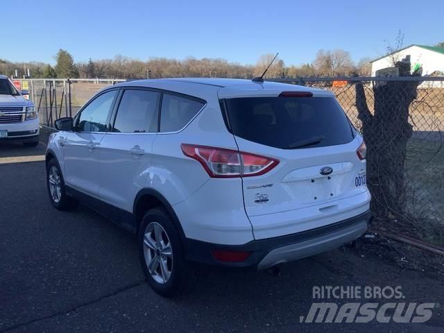 Ford Escape PKWs