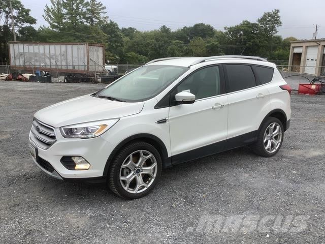 Ford Escape PKWs