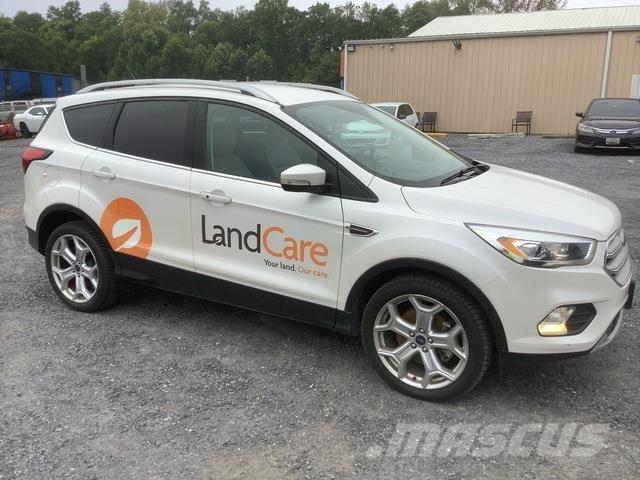 Ford Escape PKWs