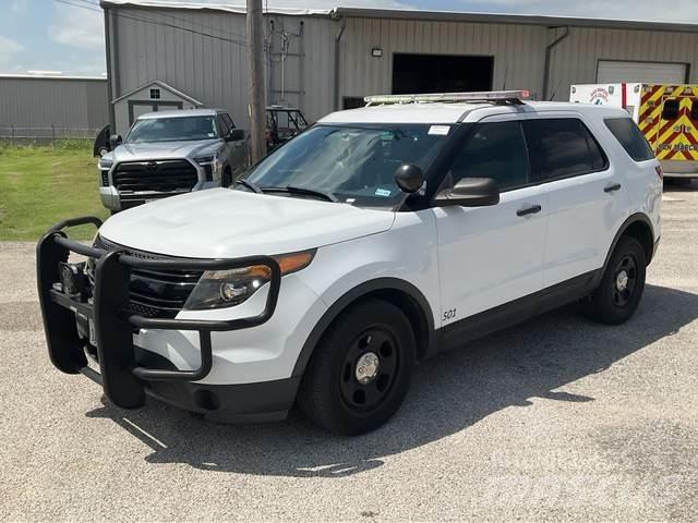 Ford Explorer PKWs