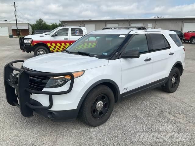 Ford Explorer PKWs