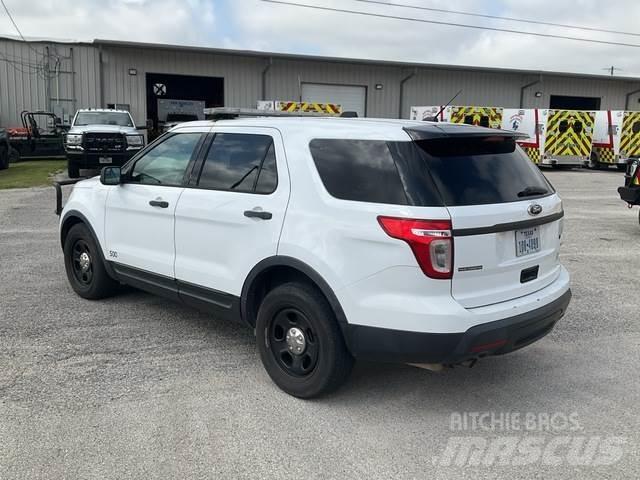 Ford Explorer PKWs
