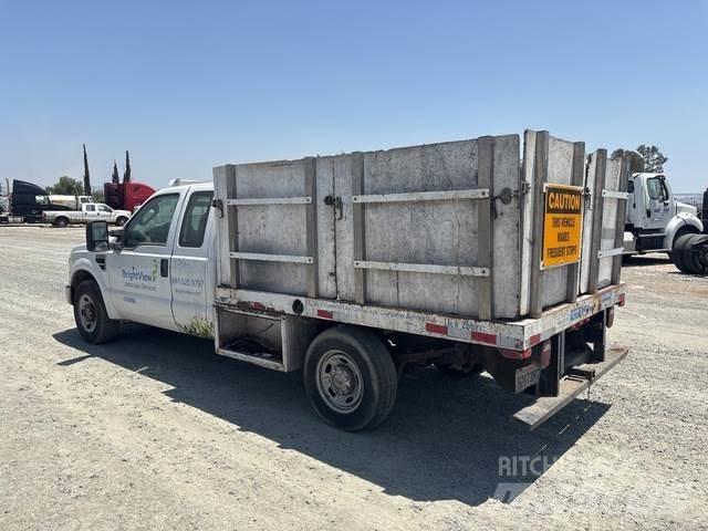 Ford F-250 Pritschenwagen/Pritschenwagen mit Seitenklappe
