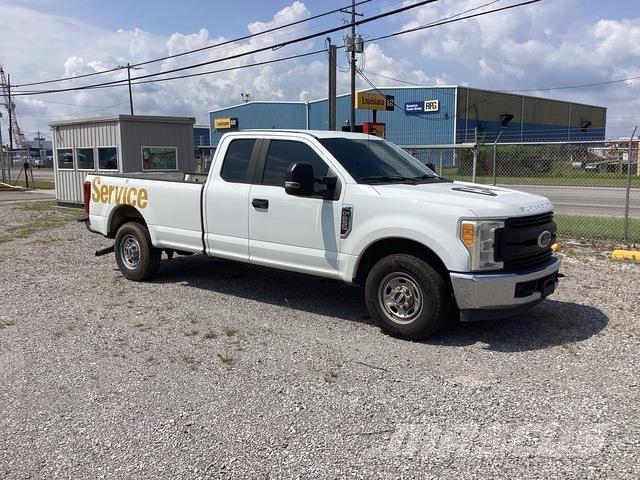 Ford F-250 Pickup/Pritschenwagen