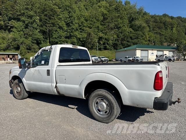 Ford F-250 Pickup/Pritschenwagen