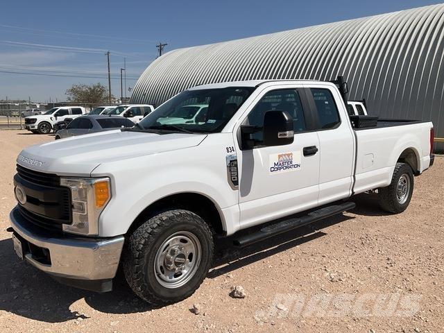 Ford F-250 Pickup/Pritschenwagen