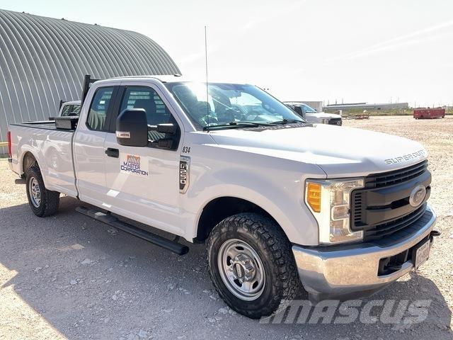 Ford F-250 Pickup/Pritschenwagen