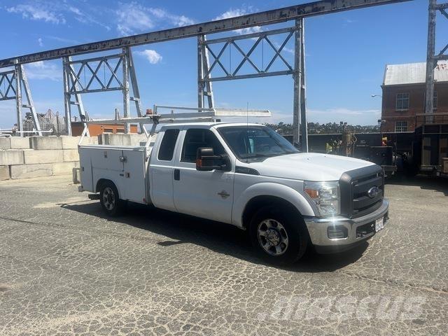 Ford F-250 Pickup/Pritschenwagen