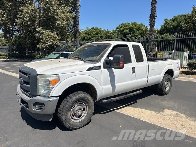 Ford F-250 Pickup/Pritschenwagen