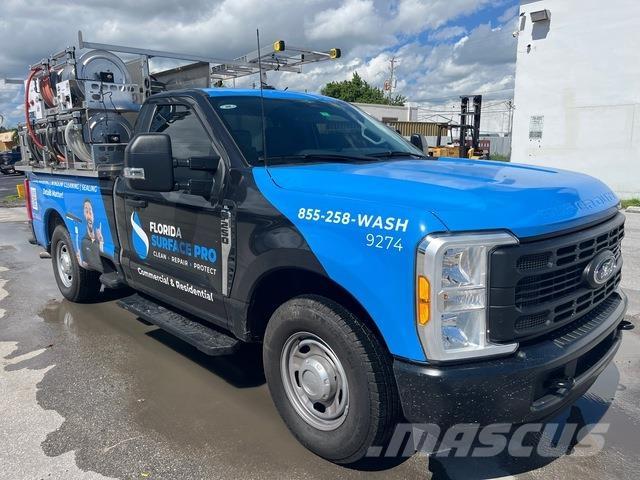 Ford F-250 Sonstige Baumaschinen