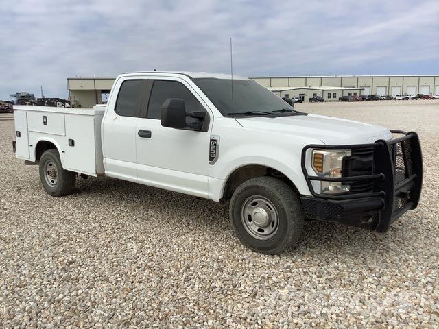 Ford F-250 Pickup/Pritschenwagen