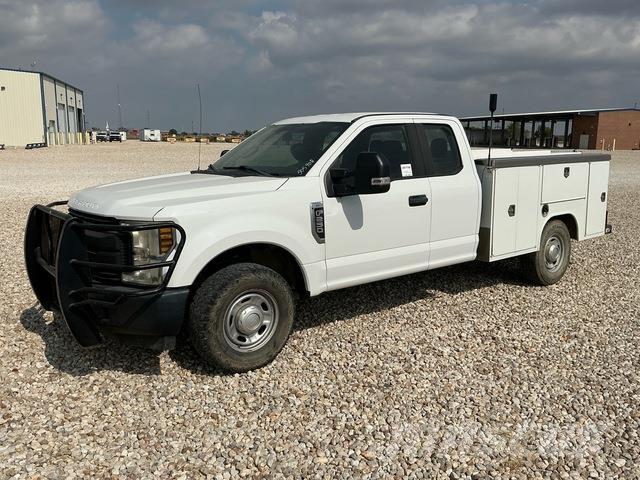 Ford F-250 Pickup/Pritschenwagen