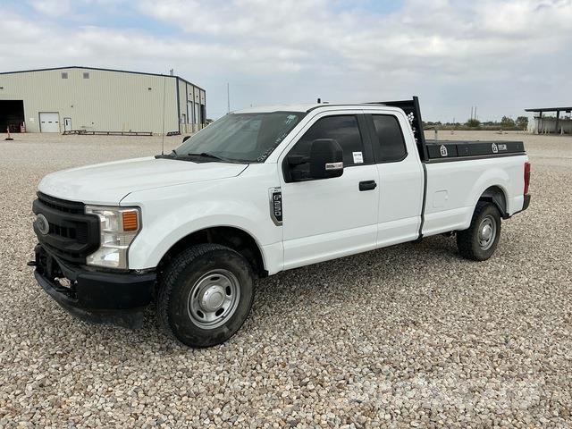 Ford F-250 Pickup/Pritschenwagen