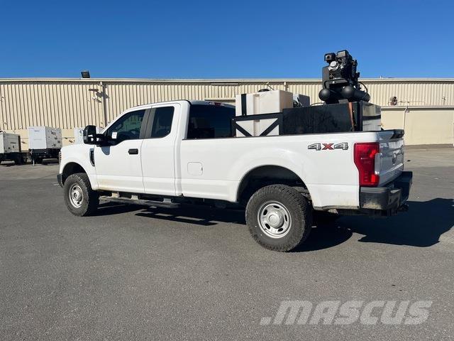 Ford F-250 Pickup/Pritschenwagen
