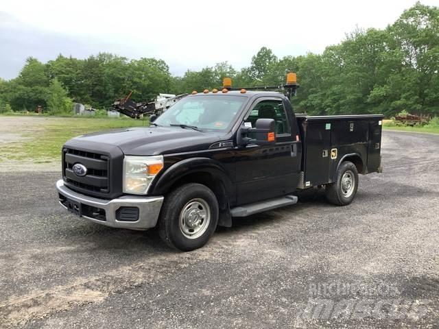 Ford F-350 Pickup/Pritschenwagen