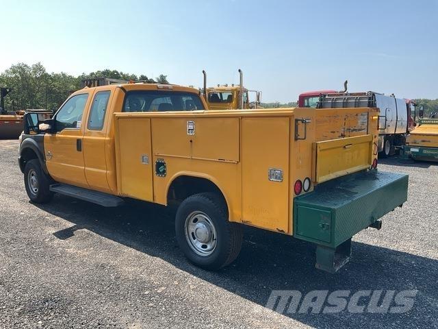 Ford F-350 Pickup/Pritschenwagen