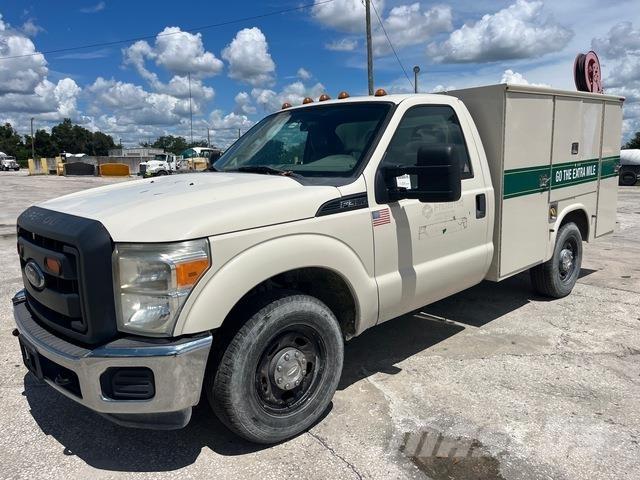 Ford F-350 Pickup/Pritschenwagen