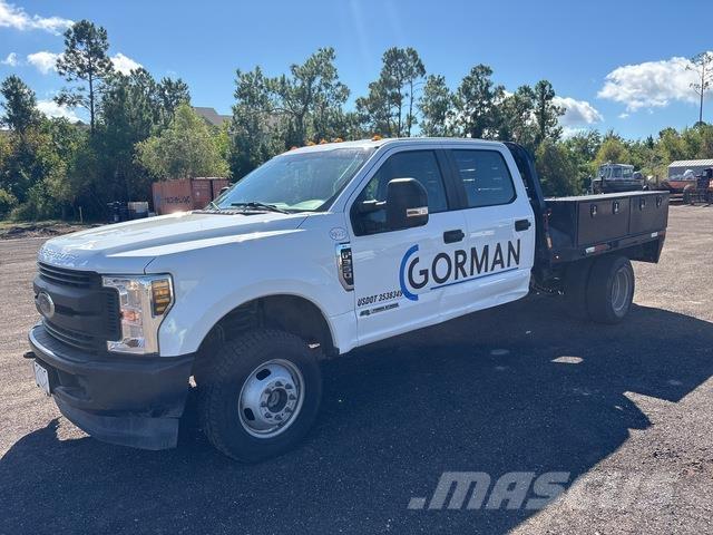 Ford F-350 Pritschenwagen/Pritschenwagen mit Seitenklappe