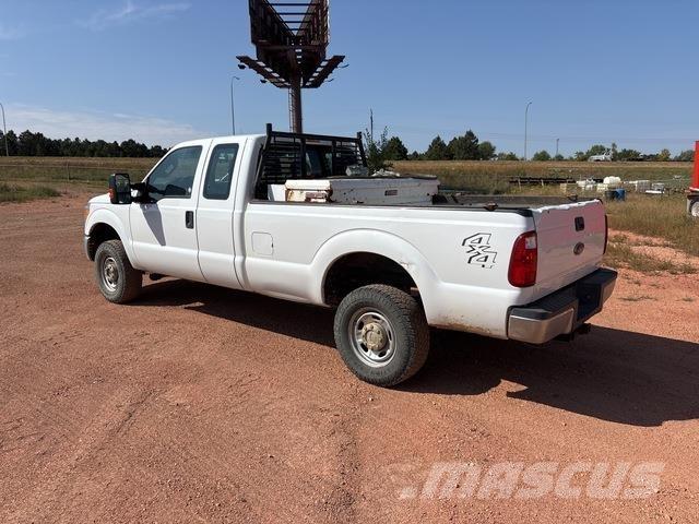Ford F-350 Pickup/Pritschenwagen