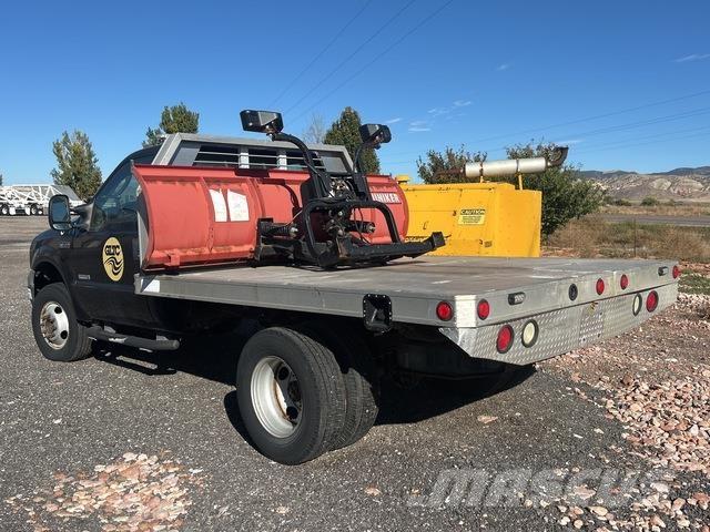 Ford F-350 Pritschenwagen/Pritschenwagen mit Seitenklappe
