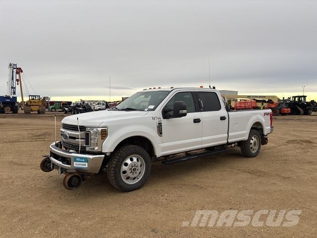 Ford F-350 XL Pickup/Pritschenwagen
