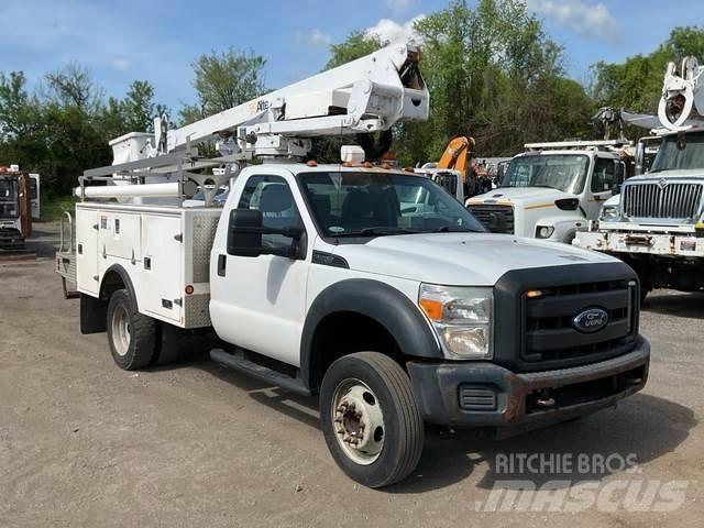 Ford F-450 LKW-Arbeitsbühnen