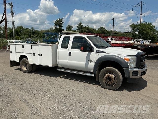 Ford F-450 Pickup/Pritschenwagen