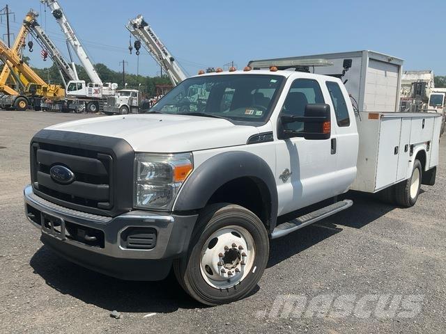 Ford F-450 Pickup/Pritschenwagen
