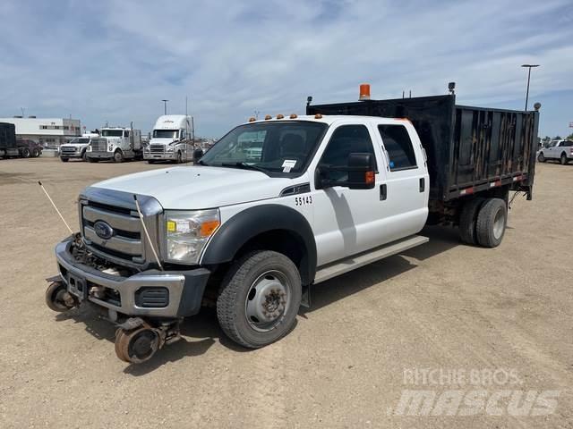 Ford F-550 Pritschenwagen/Pritschenwagen mit Seitenklappe