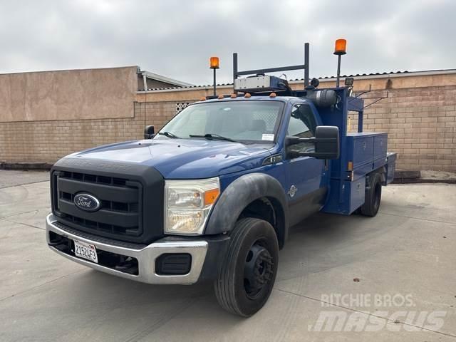 Ford F-550 Pickup/Pritschenwagen