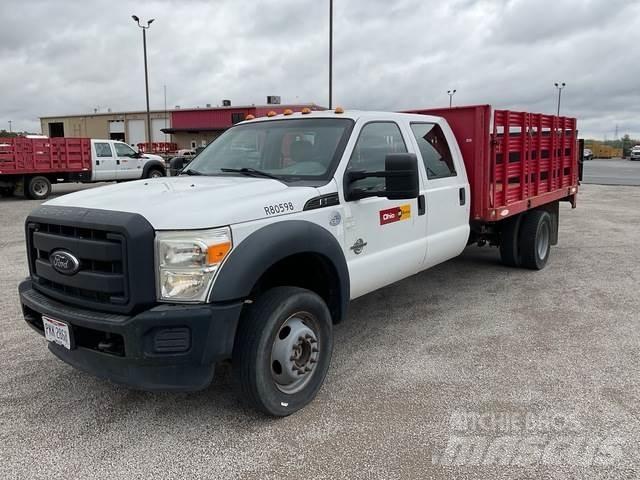 Ford F-550 Pritschenwagen/Pritschenwagen mit Seitenklappe
