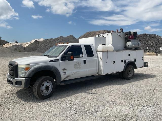 Ford F-550 Tankwagen