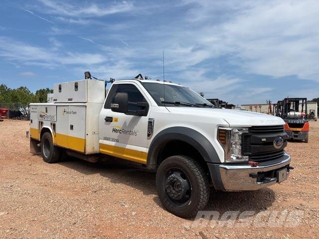 Ford F-550 Tankwagen